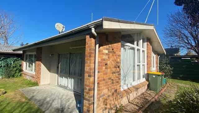 2/8 May Street, Hillcrest