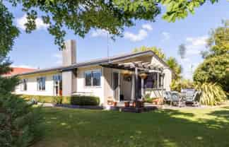 1037 Omahu Road, Frimley