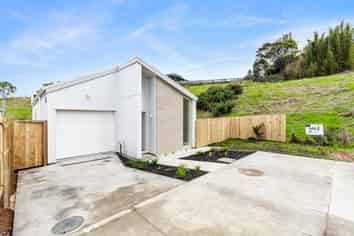 42 Ara Taha Crescent, Orewa