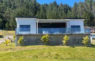 24 Panorama Parade, Pauanui