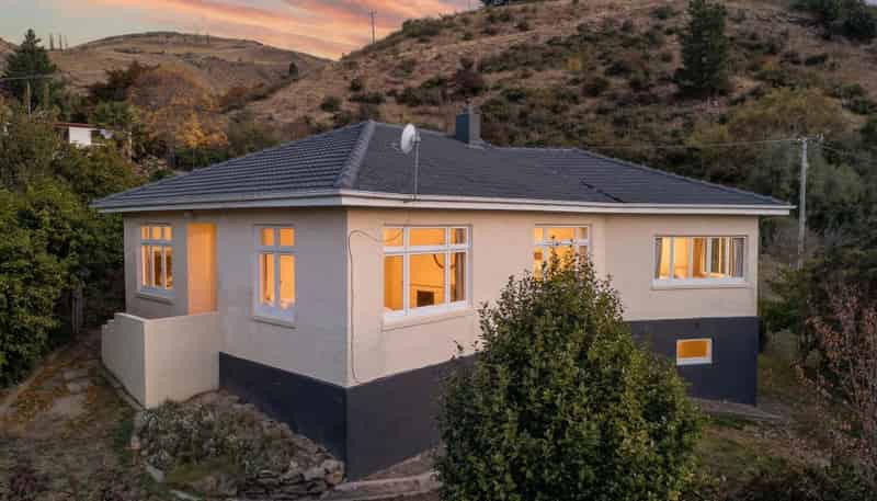 34 Branxholm Street, Roxburgh