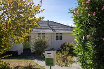 34 Branxholm Street, Roxburgh
