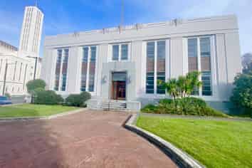 Character Office in Iconic Art Deco Building