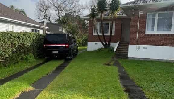 33 Huron Street, Takapuna