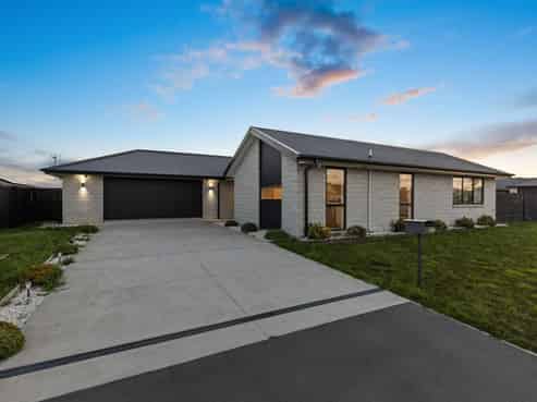 8 Adamite Drive, Rolleston