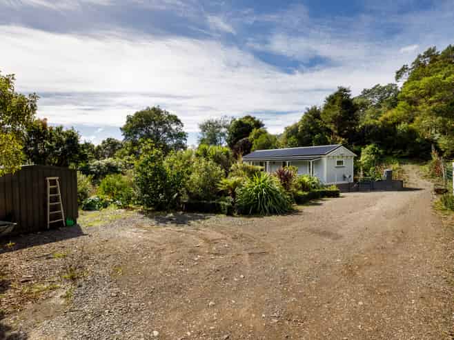 16 Angle Street, Picton