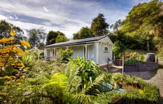 16 Angle Street, Picton