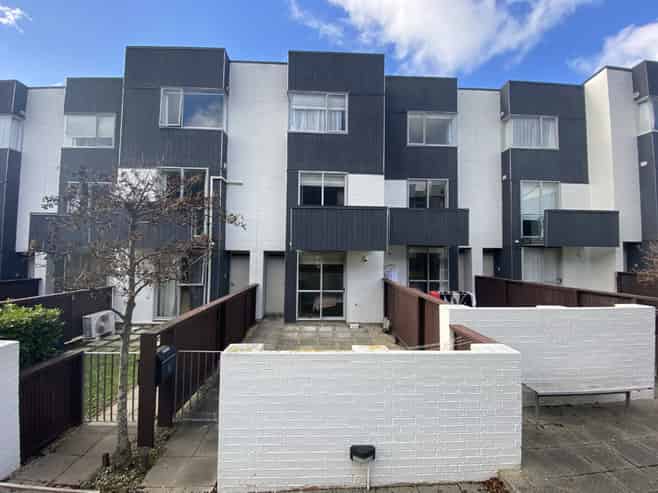 35/120 Rintoul Street, Newtown