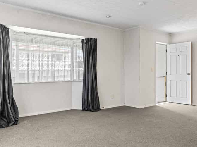 82 Grace Crescent, Richmond Heights