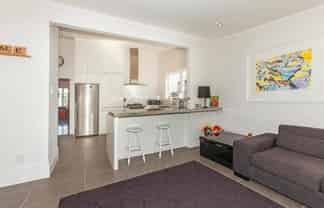 12 Beach Street, Petone