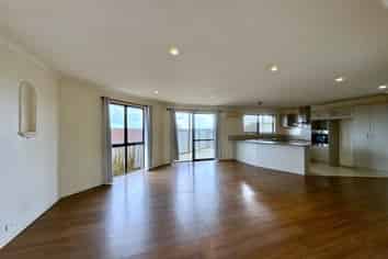 39 Black Teal Close, Unsworth Heights