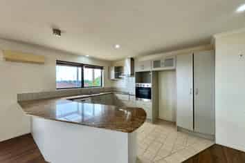 39 Black Teal Close, Unsworth Heights