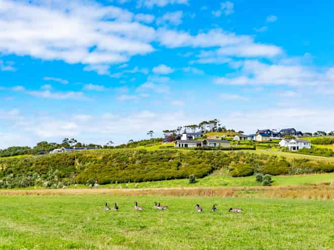6 Taha Puke Road, Hibiscus Coast Surrounds