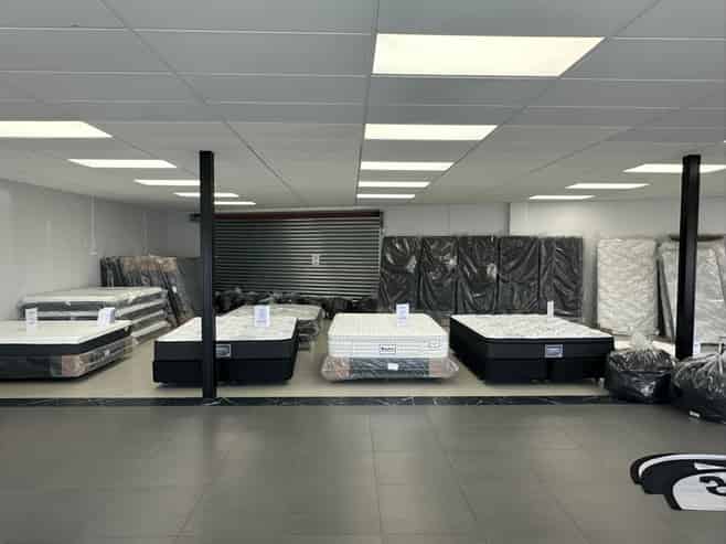 Showroom For Lease - Andersons Bay Road