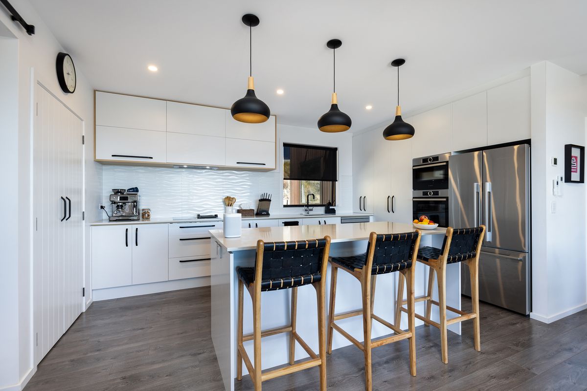 Motivated Vendors, Exceptional Home - Ansicht 5