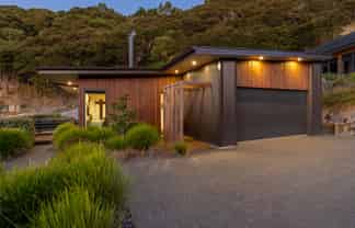 9 Koura Road, Atawhai