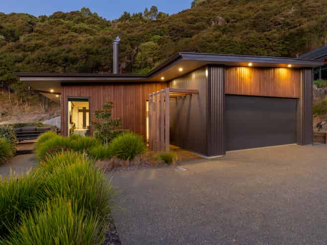 9 Koura Road, Atawhai