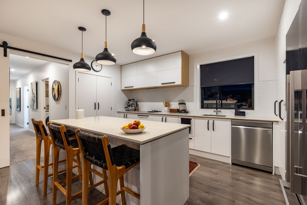 Motivated Vendors, Exceptional Home - Ansicht 4