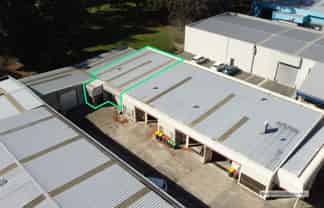 Accessible and Vacant Middleton Workshop