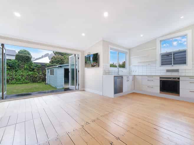 13 Essex Road, Mount Eden