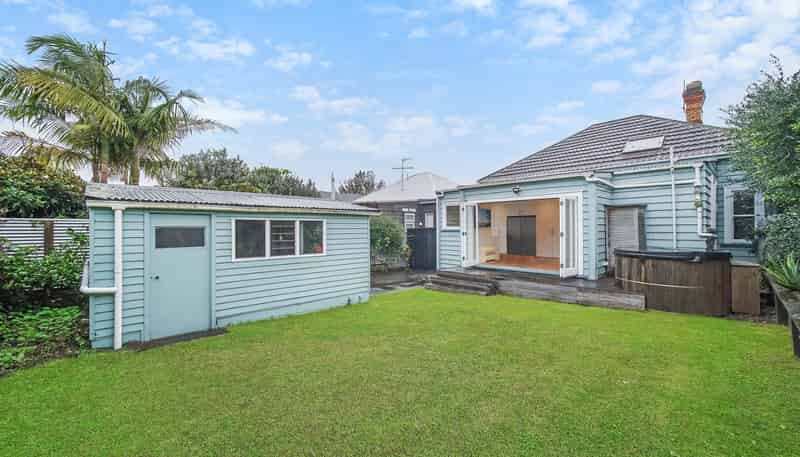 13 Essex Road, Mount Eden
