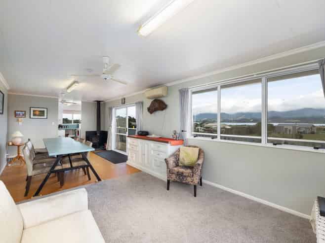 108 Lake Ferry Road, Lake Ferry