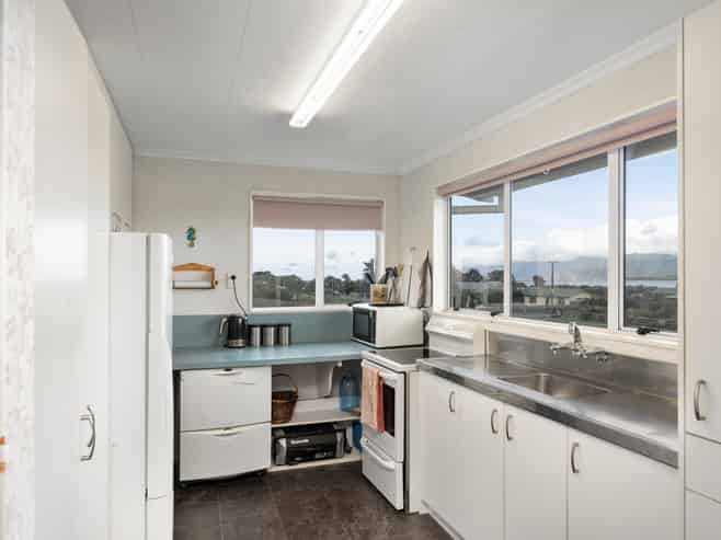 108 Lake Ferry Road, Lake Ferry