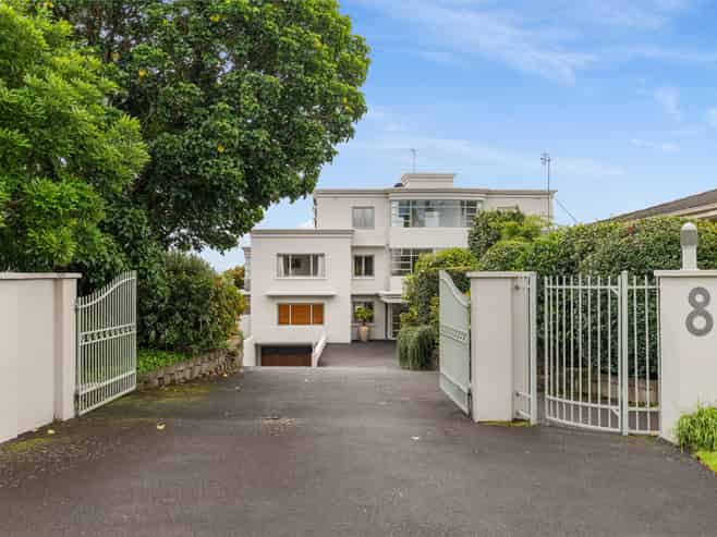 8E Hinewa Road, Otumoetai