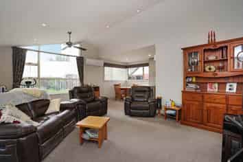 60 Alford Forest Road, Allenton