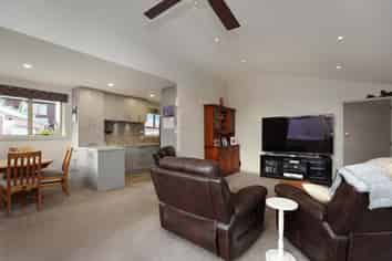 60 Alford Forest Road, Allenton