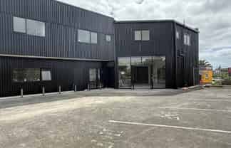 RETAIL PRIME WESTGATE RETAIL / SHOWROOM
