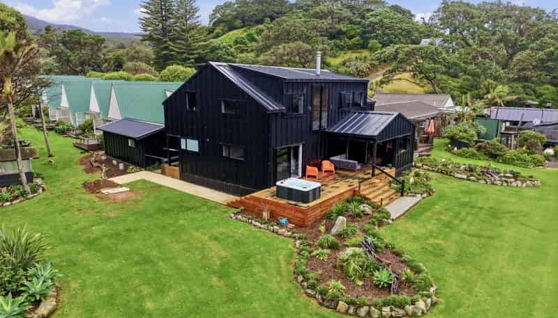 5 and 11 Mulberry Grove Road, Great Barrier Island (Aotea Island)
