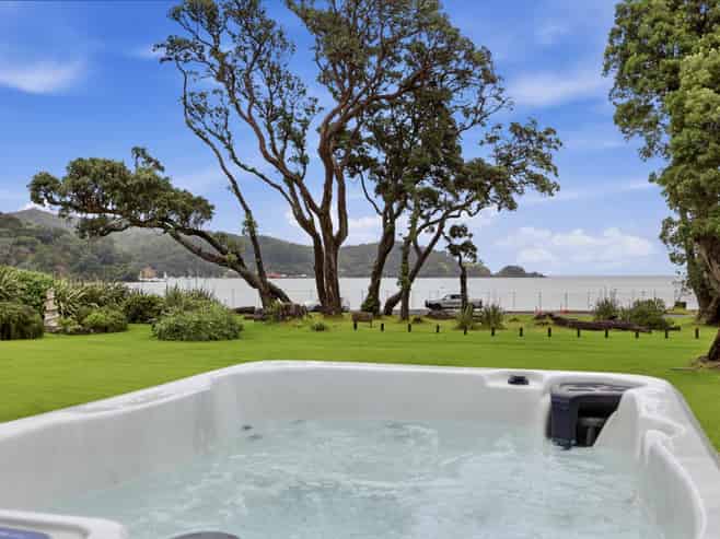 5 and 11 Mulberry Grove Road, Great Barrier Island (Aotea Island)