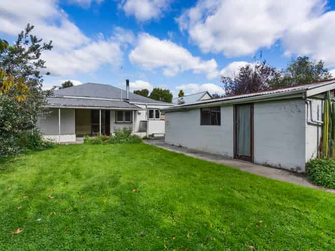 23 Sullivan Avenue, Woolston