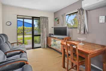 4 McQueens Road, Cheviot