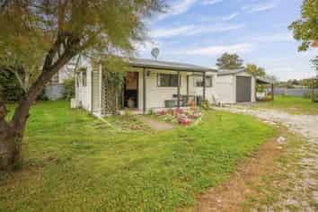 4 McQueens Road, Cheviot