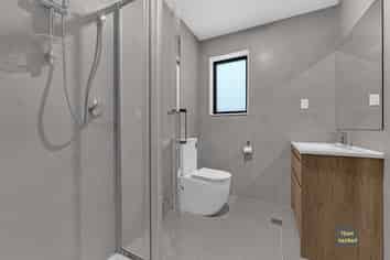 9,11,13 Awhi Way, Karaka