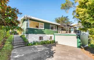 20 Birkley Road, Bayswater