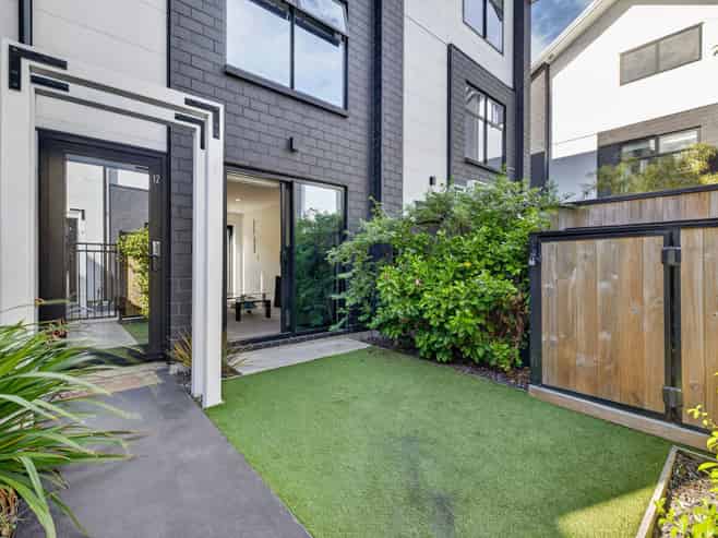 12/9 Southwark Street, CHRISTCHURCH CENTRAL