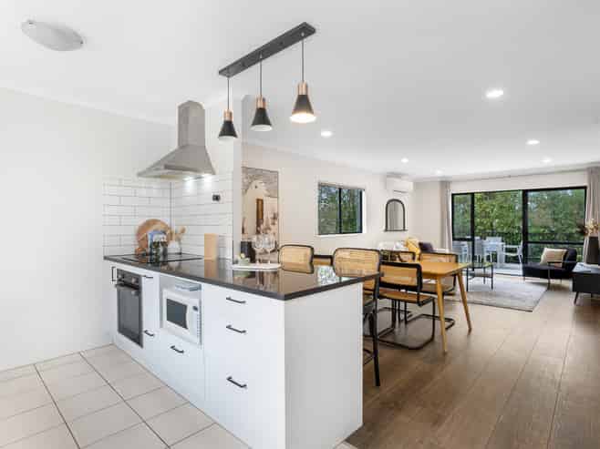 15/55 Verbena Road, Birkdale