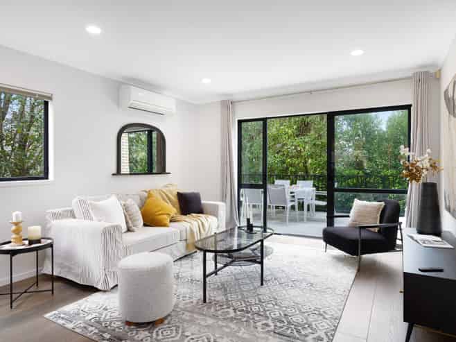 15/55 Verbena Road, Birkdale