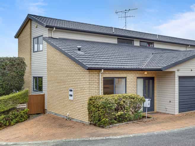 15/55 Verbena Road, Birkdale