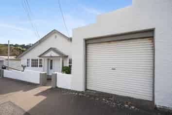 84 Waipapa Road, Hataitai