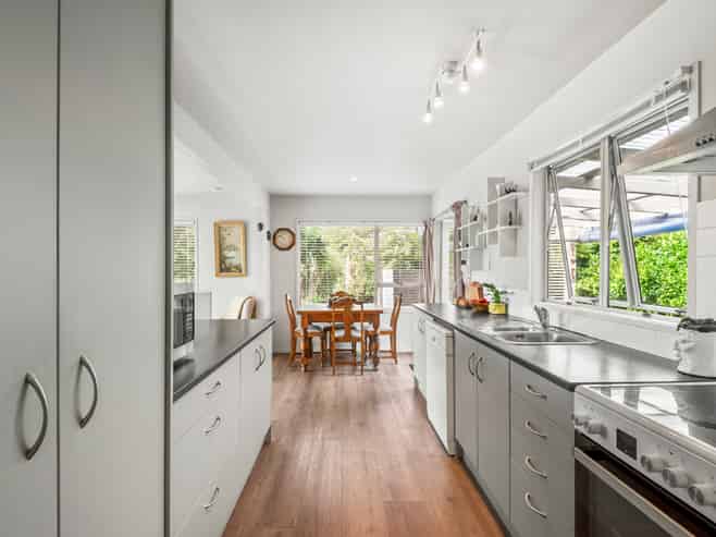 9 Sun Valley, Hatfields Beach