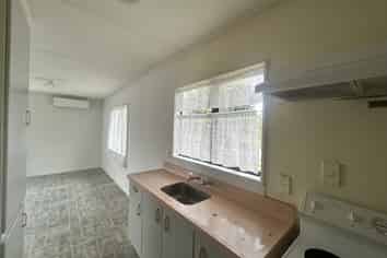 8 Ford Road , Fordlands