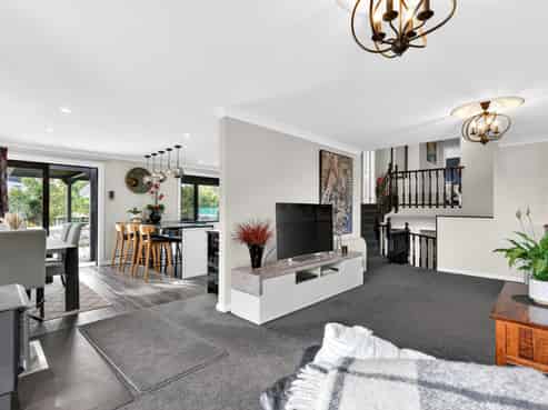 15-17 Malcolm Street, Martinborough