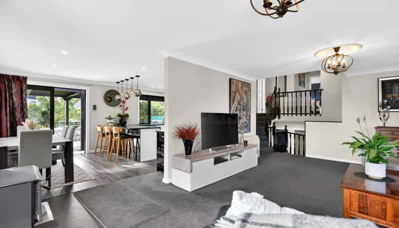 15-17 Malcolm Street, Martinborough