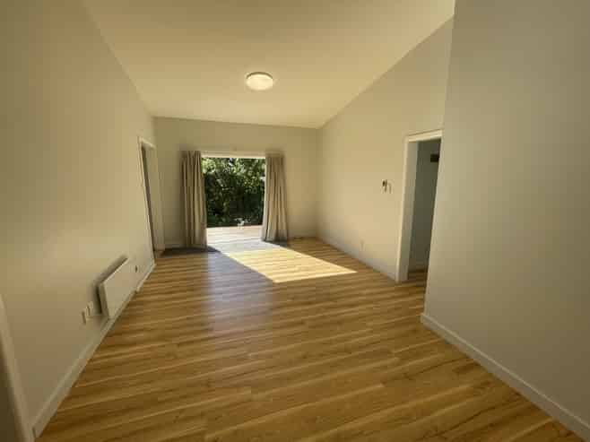 143 Seatoun Heights Road, Miramar