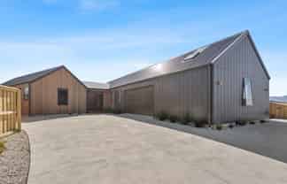 21 Packer Road, Wanaka