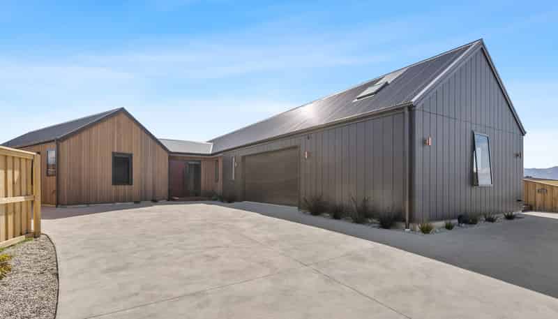 21 Packer Road, Wanaka